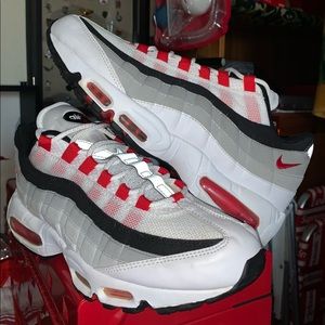 DS Brand New Nike Air Max 95 Comet Red 2010 Size 9.5 AM95 RARE